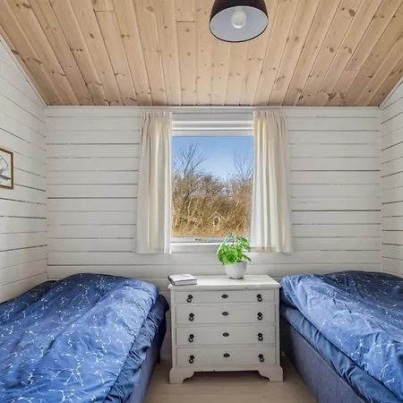 Thorsten - 500m From The Sea By Interhome